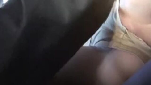 Vidéo sucer une queue de l'ahurissante créature 