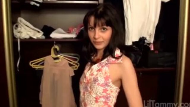 Squisitissima Lil Tammy e Tammy partecipa in azione nuda