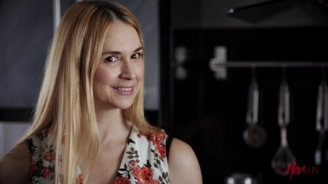 Watch amazing Sarah Vandella's sex