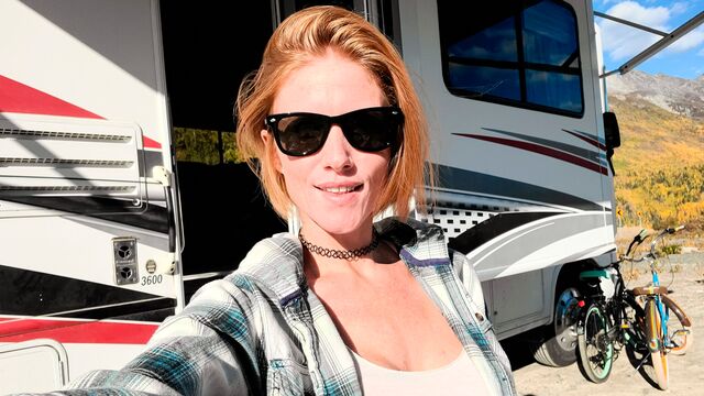 Stupefying Katie and Lana's in the bed dirt