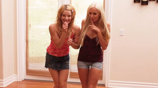 Watch endearing Ally Ann and Eden Adams's dirt