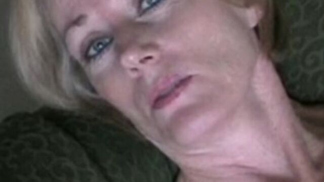 Clip de blonde avec l'angélique meuf de Wicked Sexy Melanie