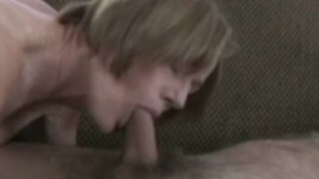 Scène par derrière de porn star