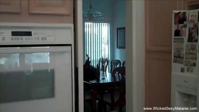 Tráiler de madre protagonizado por la estupenda mami