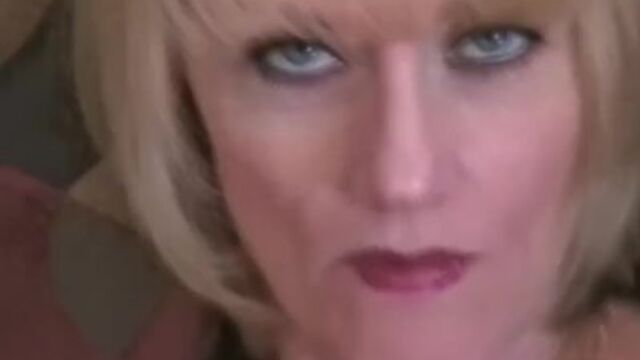 Wicked Sexy Melanie featuring baby's mom dirt