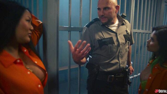 Spettacolosa Connie Perignon partecipa in trailer gambe lunghe