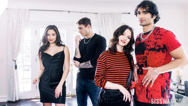 Erstklassige Gracie Gates und Scarlett Alexis - Seitenfick Pornofilm - Sis Swap