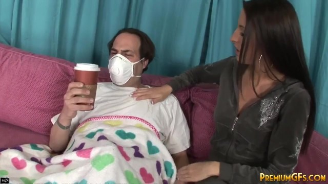 Xxx de tetas grandes protagonizado por la enérgica Kourtney Kane