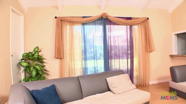 चकाचौंध  महिलाओं के लिए - बिग गांड क्लिप - Shagging Moms