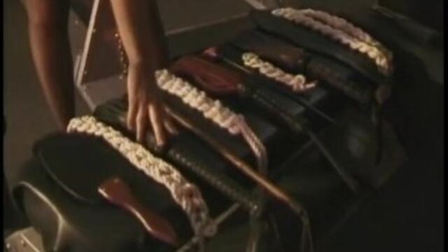 Erotic Female Domination - Kleine Titten Sex