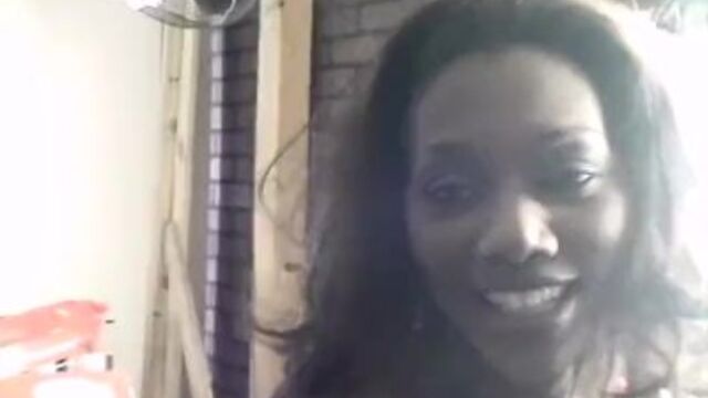 Contenido de culo grande protagonizado por la deshinibida Nyomi Banxxx