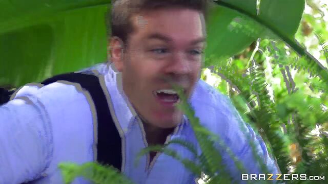 Film de parler avec la fantastique Jewels Jade de Mommy Got Boobs