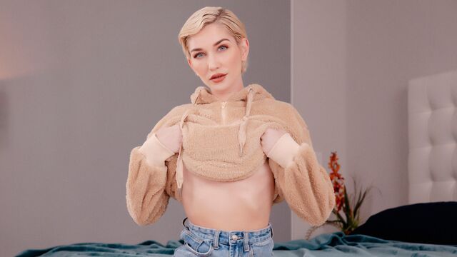 Video cowgirl al contrario con perfetta Skye