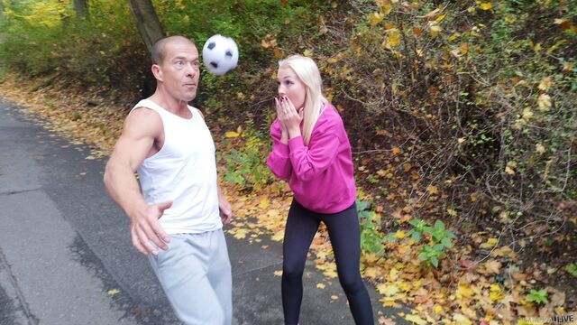 Regardez film de la remarquable Lovita Fate