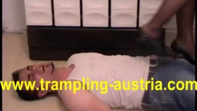 Romantische Lady - Amateur XXX-Film - Trampling Austria