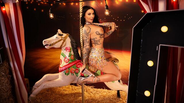 Twistys - adelanto de masturbación femenina