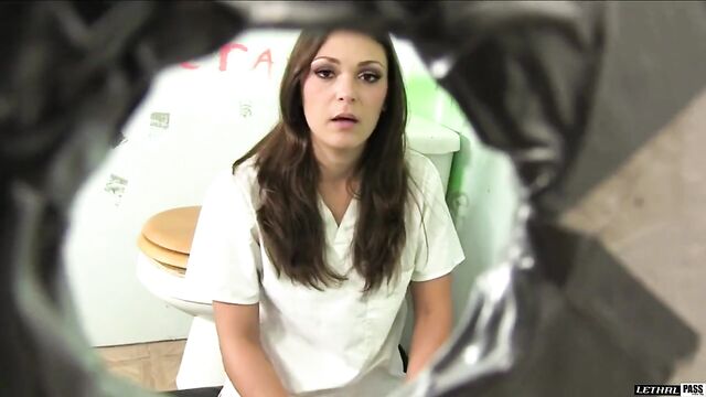 Olivia Wilder in video culo grande di Lethal Pass