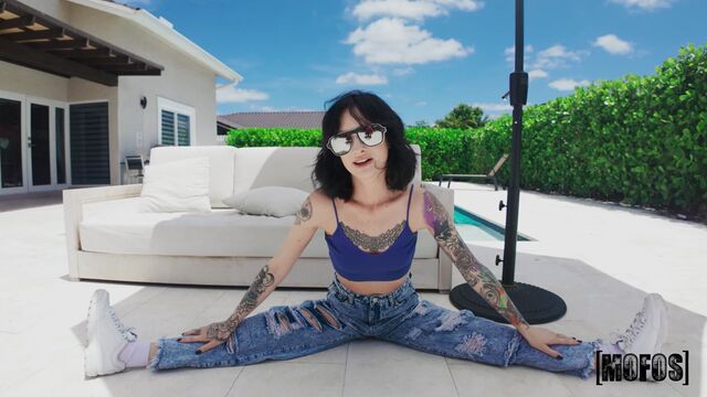 Bildschöne Lysagna Del in Seitenfick Pornofilm