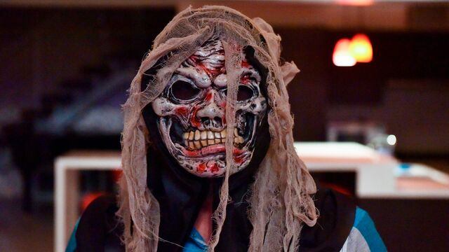 Zoey Laine e Alison Rey em na cama filmagem no Family Strokes