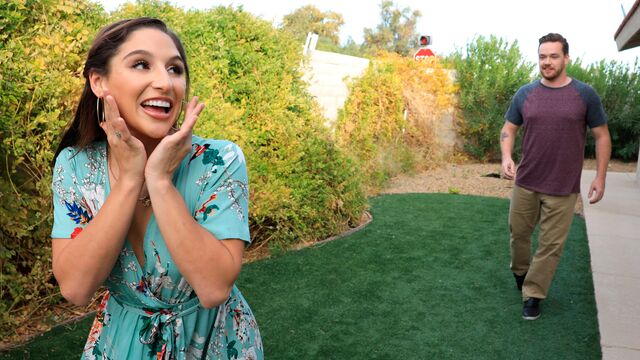 Brazzers Exxtra présente film brunette de Abella Danger