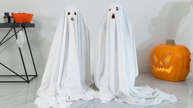 Step Siblings Caught - teen (18+) smut