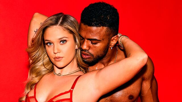 Blacked.Com - vídeo de estilo perrito