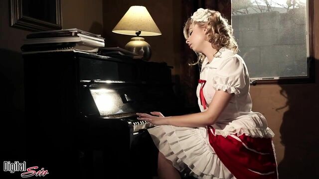 Película de la sublime Molly de tetas de tamaño mediano 