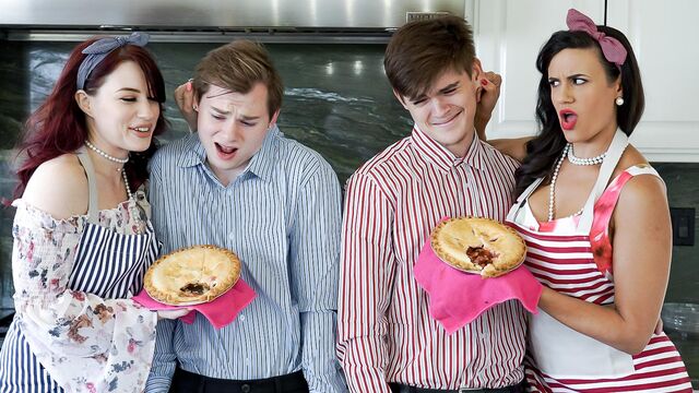 Slutty Lilly Hall and Crystal Rush's cowgirl sex