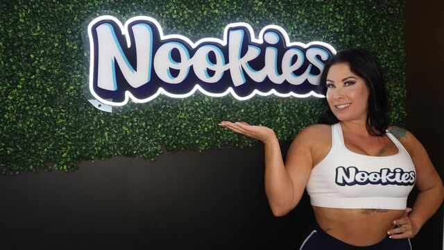 मौखिक विड. Finish Him से खिल  Mae Gunz के साथ