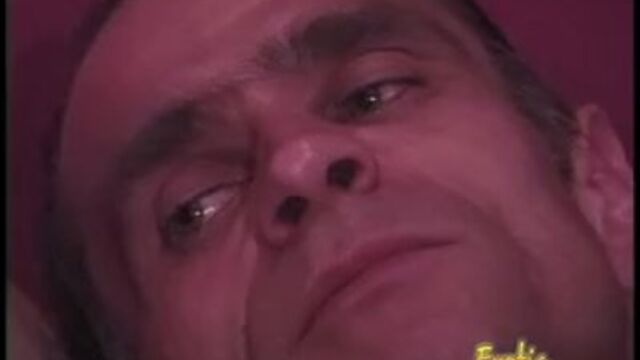 Clip de la sexual hembra de nalgadas 