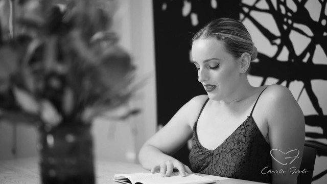 Lascivious bimbo at boobs porn