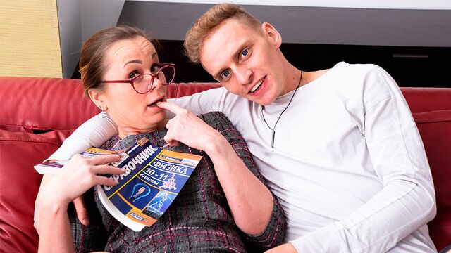 Blowjob Sexfilm mit einladender Noname von Tutor 4k