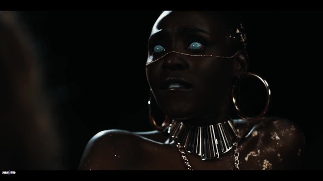 L'enchanteresse Jia Lissa et Rae Lil Black en vedette dans séquence star du porno