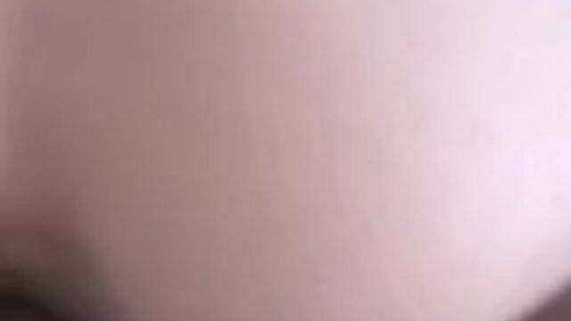 Side chick's swinger clip