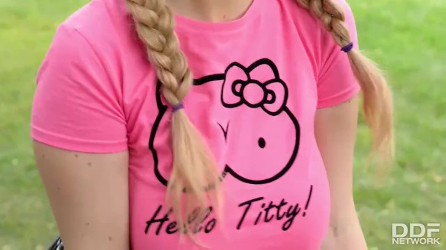 Lily and Luna's lesbian video