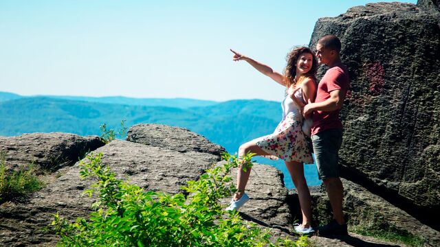 Guarda video di ben fatta Emylia Argan
