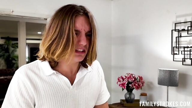 Sanfte Christina Sage in Kleine Titten Sexstreifen