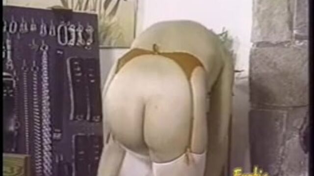 Unermüdliche Frauen - Latex XXX-Clip - Erotic Female Domination