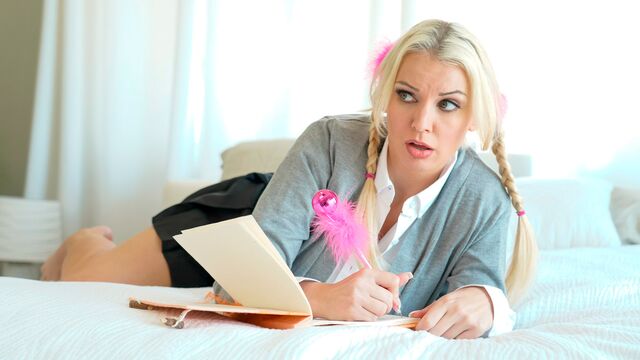 Kokette Jessica Ryan und Ziggy Star - Doggystyle Sexstreifen - Mylfwood