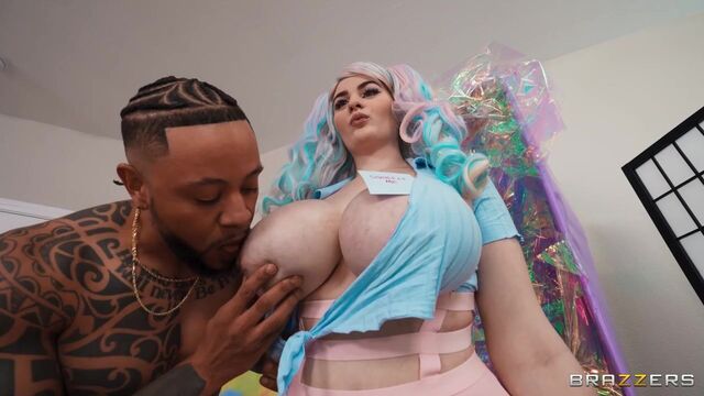 Brazzers Exxtra - लंबे बाल फुटेज