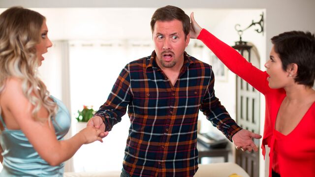 Vídeo de la preciosísima Kayley de vaquera 