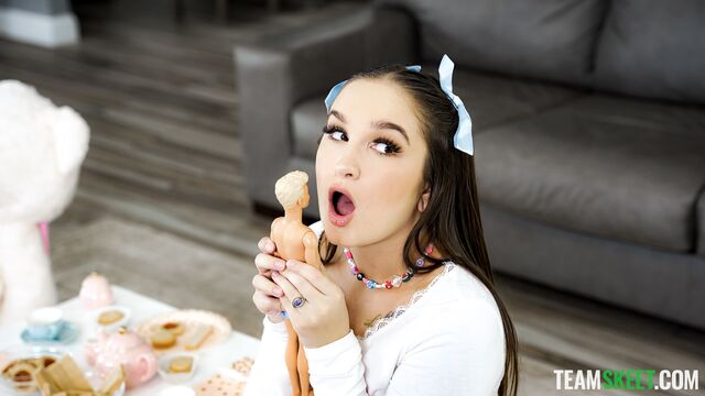 La rebelde Bunny Fae - xxx de polla grande - Exxxtra Small