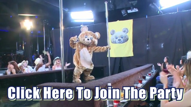 Märchenhafte Frau in der Hauptrolle in Milf Pornofilm