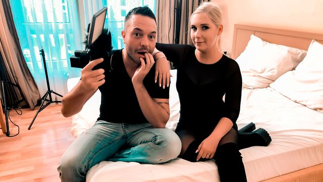 Stravagante Lena Nitro partecipa in trailer hotel