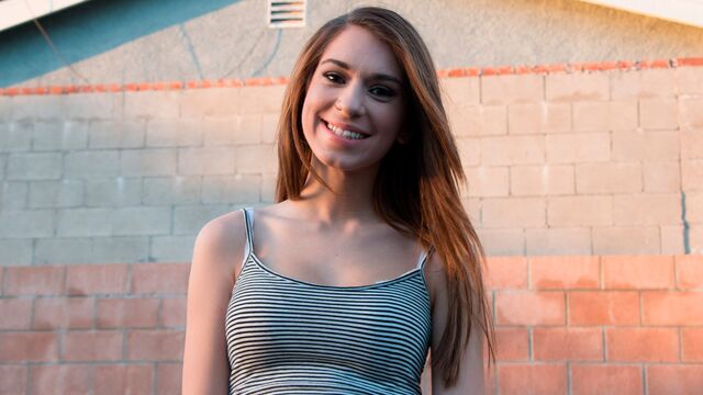Joseline Kelly dans pornographie grosse queue de POV Life
