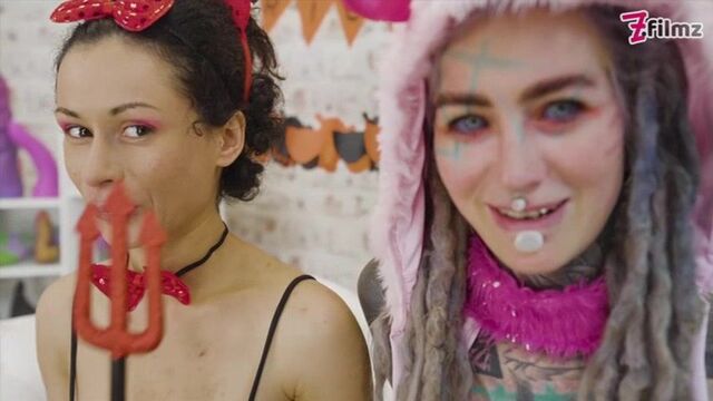 Schönheit Anuskatzz und Morea Black in der Hauptrolle in Lesbisch Pornofilm