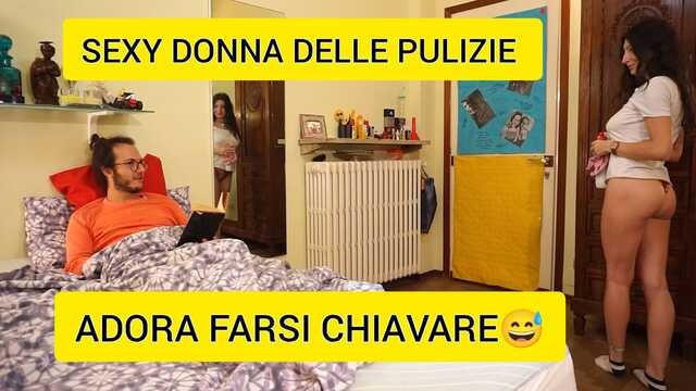 Videata uomini muscolosi con accattivante ElivaLove