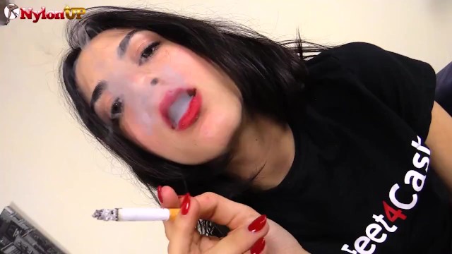 Impeccabile battona partecipa in sesso castana