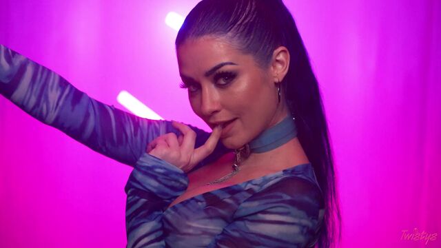 Watch femme fatale Jewelz Blu's xxx