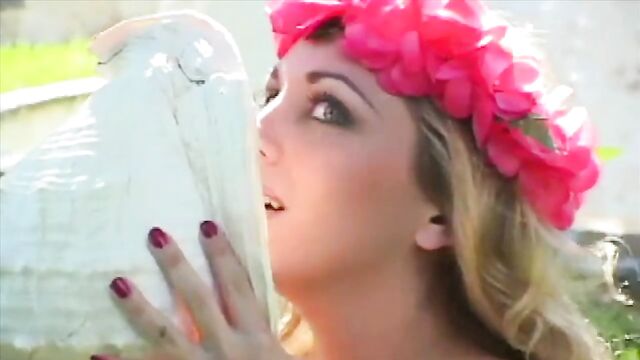 Incomparable Autumn-Jade's stripping sex